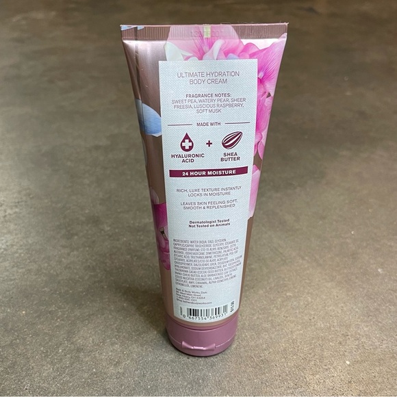 Bath & Body Works Sweet Pea Ultimate Hydration Hyaluronic Acid Body Cream - Picture 3 of 4